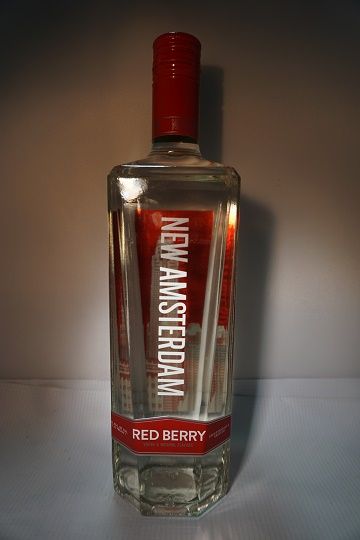 NEW AMSTERDAM VODKA RED BERRY FLAVORED 750ML