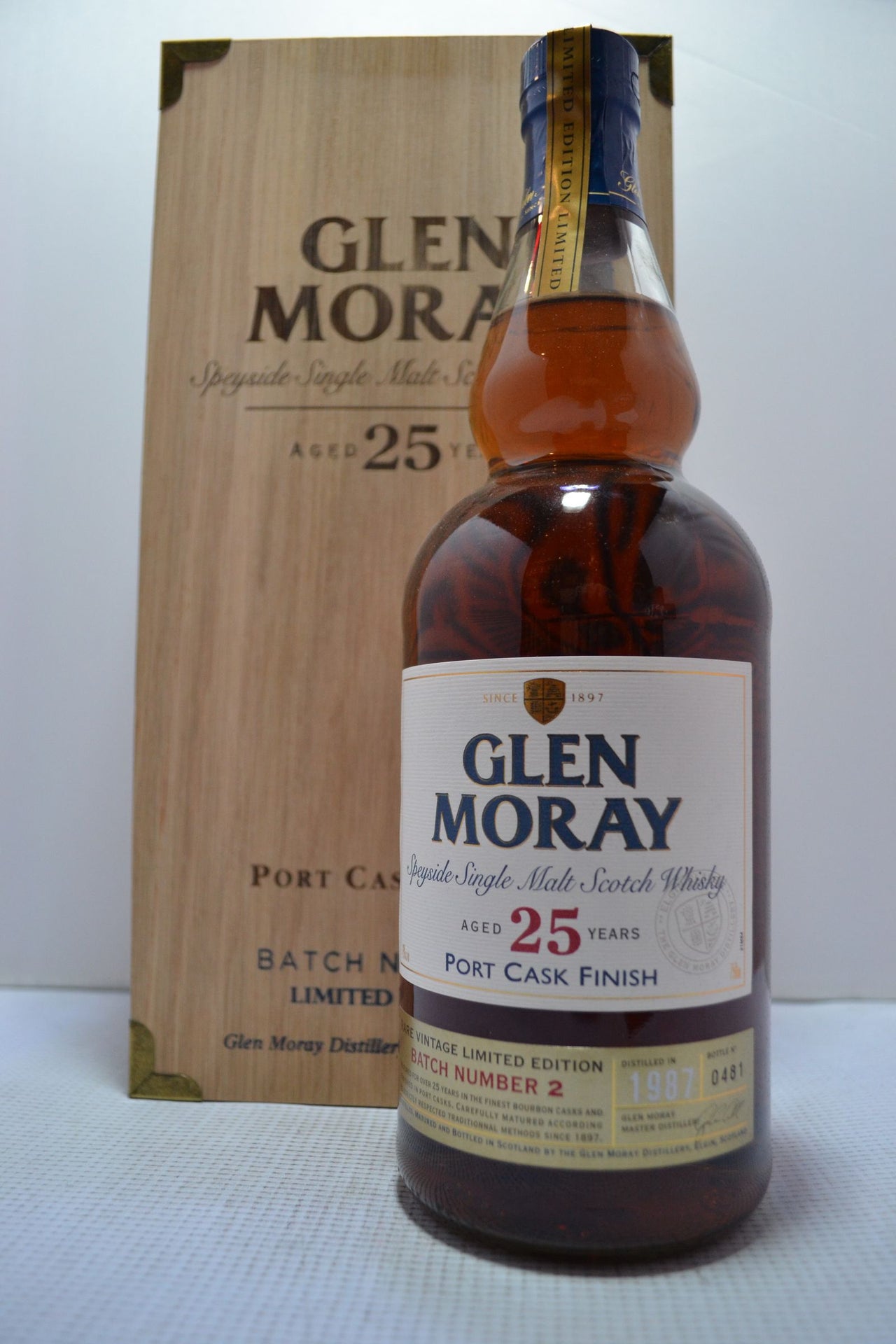 GLEN MORAY SCOTCH SINGLE MALT PORT CASK 1988 LIMITED EDITION 86PF 25YR 750ML Spirits